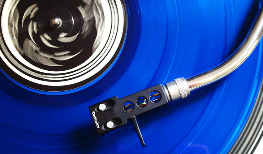 blue vinyl Konstantinos Hasandras unsplash