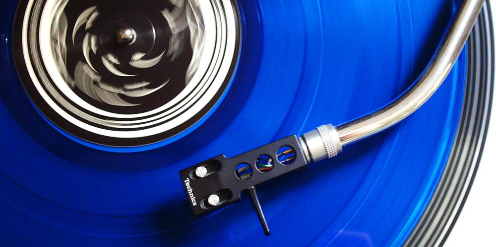 blue vinyl Konstantinos Hasandras unsplash
