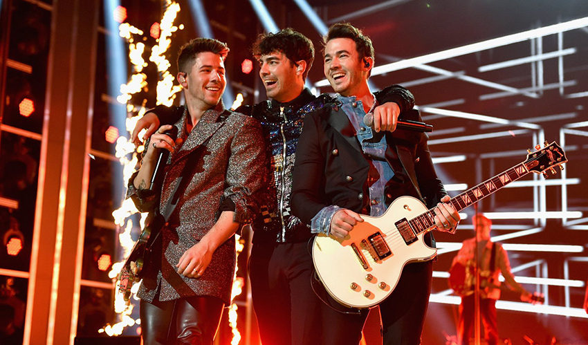 Billboard Music Awards The Jonas Brothers via Facebook