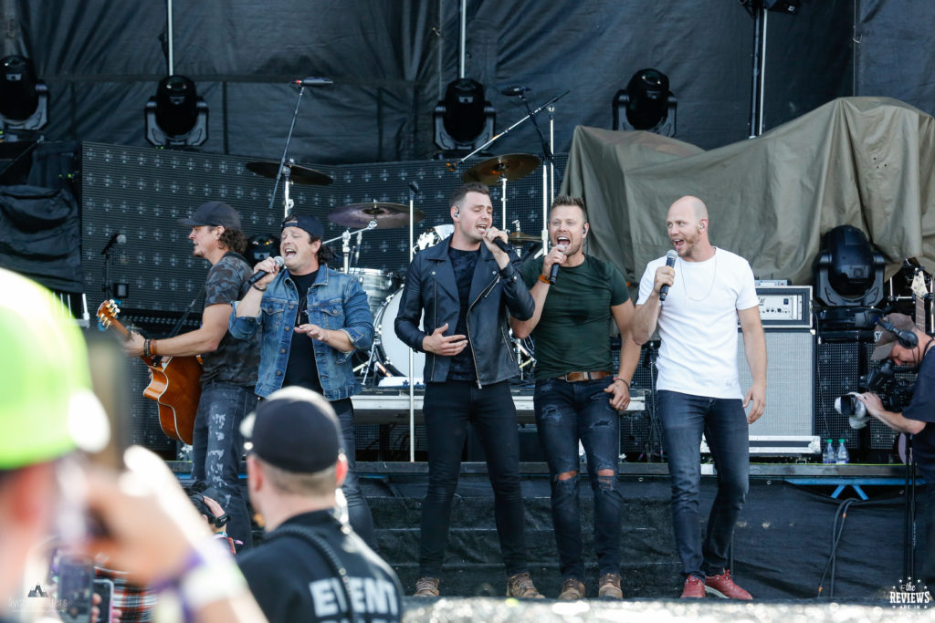 HunterBrothers-Calgary Country Thunder 2019-SBPhotography-TheReviewsAreIn