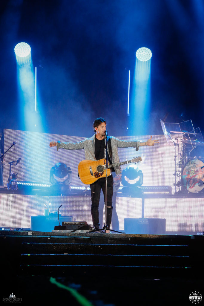 JakeOwen-Calgary Country Thunder 2019-SBPhotography-TheReviewsAreIn