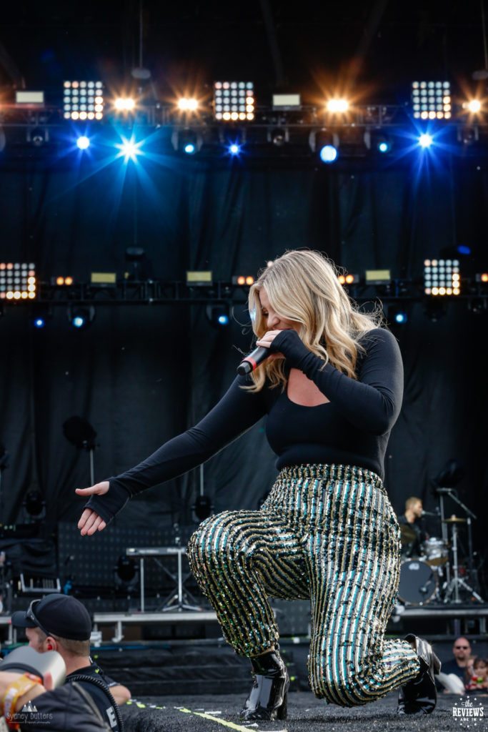 LaurenAlaina-Calgary Country Thunder 2019-SBPhotography-TheReviewsAreIn