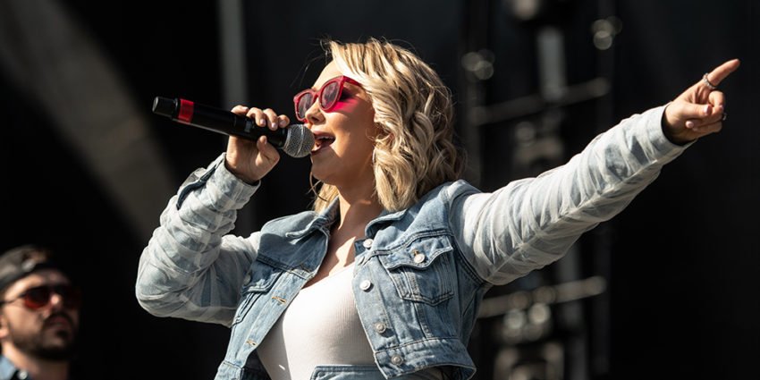 RaeLynn at Boots and Hearts 2019, Main Stage - shot by Whitney South
