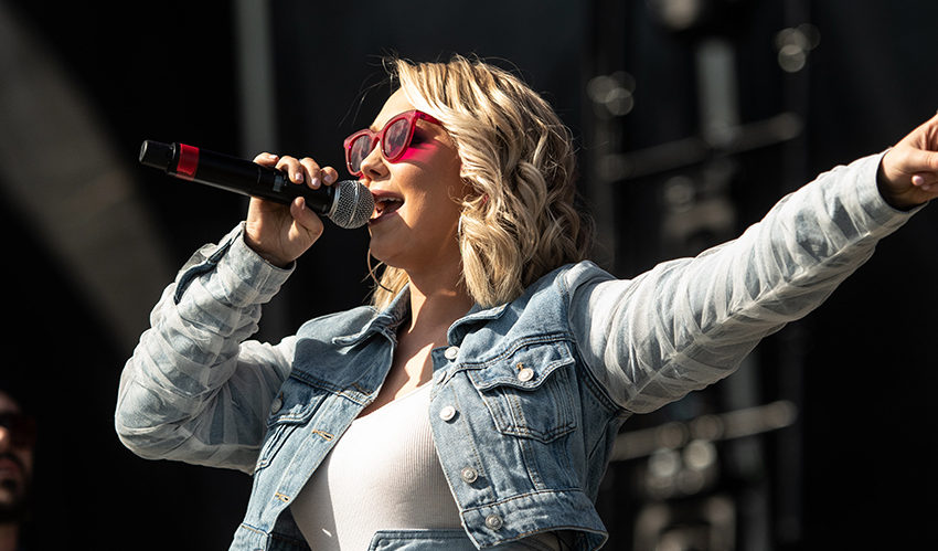 RaeLynn at Boots and Hearts 2019, Main Stage - shot by Whitney South